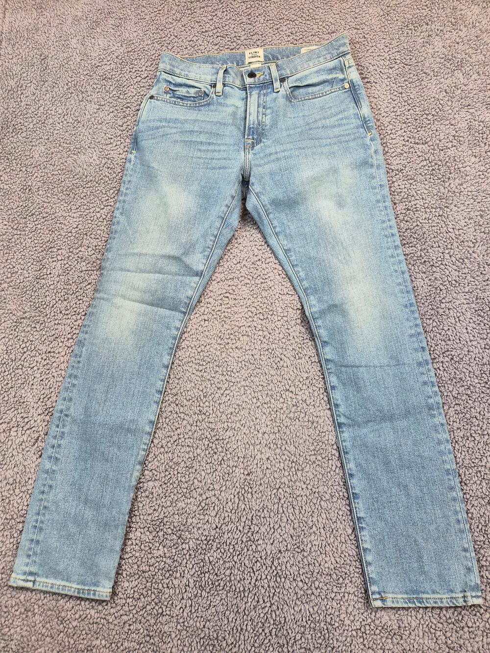 Flint and Tinder Jeans Men's Size 29x30 Light Wash Tapered Fit (1211)